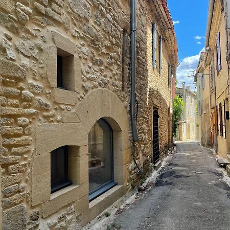 Charmante Maison De Village Collias Zewnętrze zdjęcie