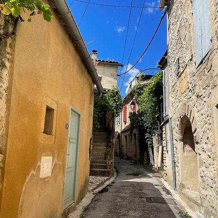 Charmante Maison De Village Collias Zewnętrze zdjęcie