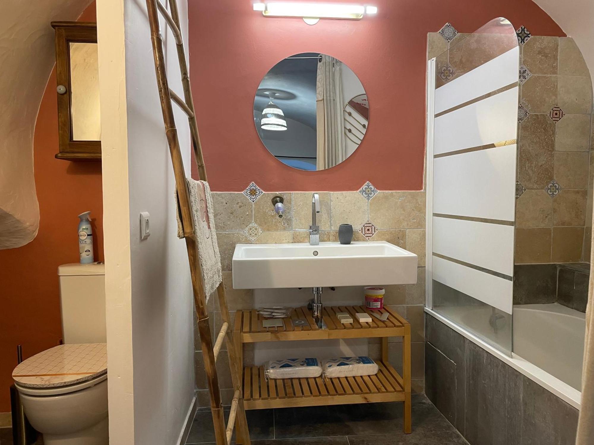 Charmante Maison De Village Collias Zewnętrze zdjęcie